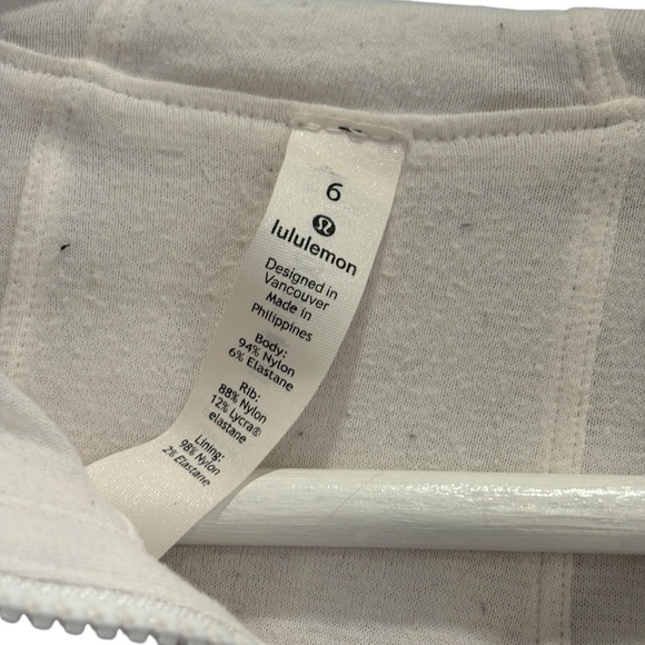 Lululemon Womens Stride Hooded White Jacket Ruched Detail Size 6 - Picture 4 of 8